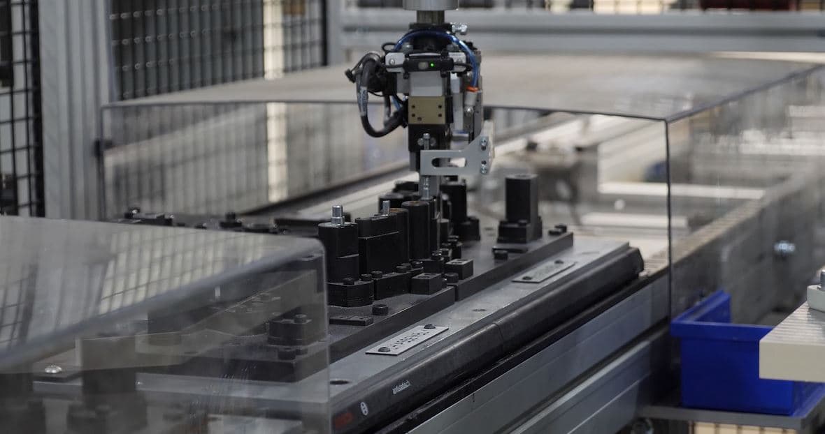 Manufacture of hinge systems