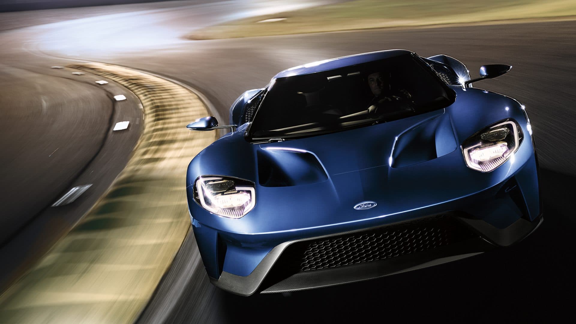 GT-on-track-generic-1920-1920x1080