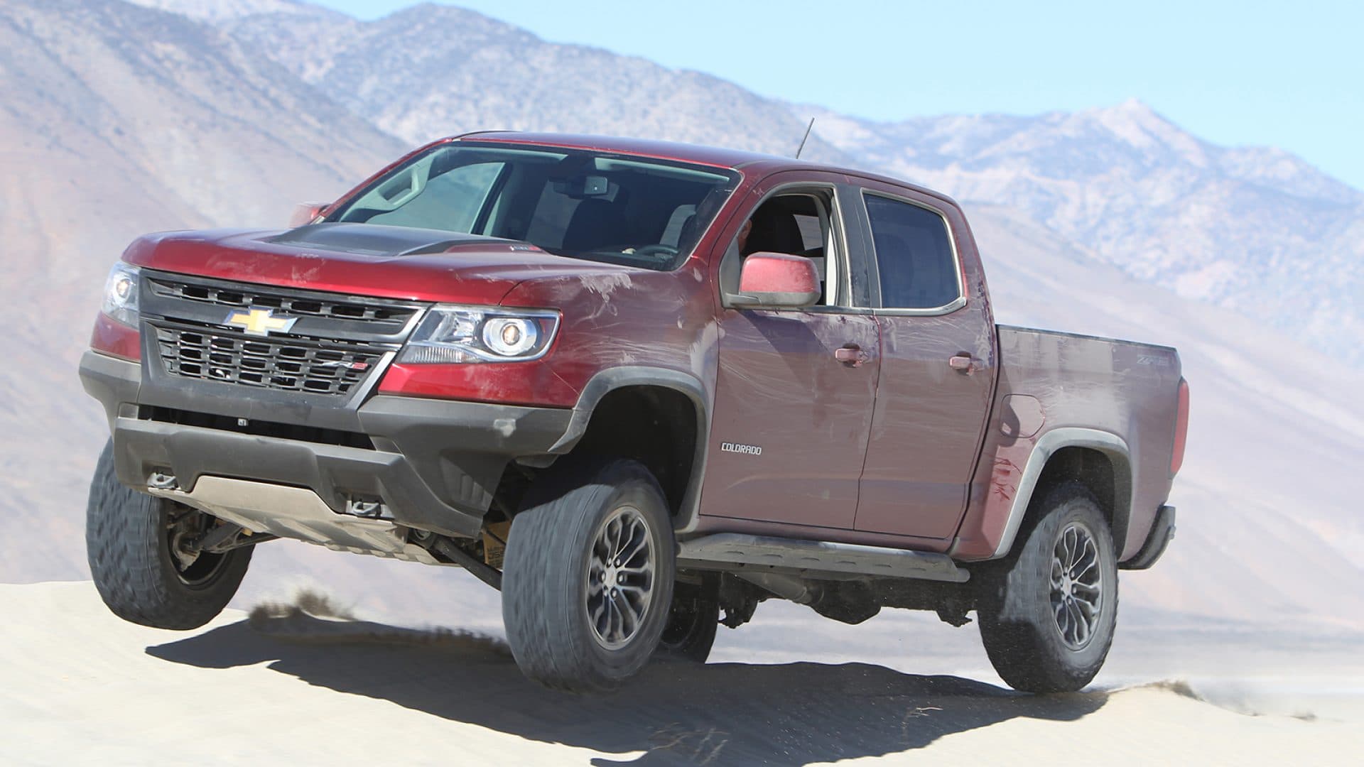 Chevrolet-Colorado-ZR2-FOUR-WHEELER-2018-Pickup-Truck-of-the-Year-02-1920-1920x1080