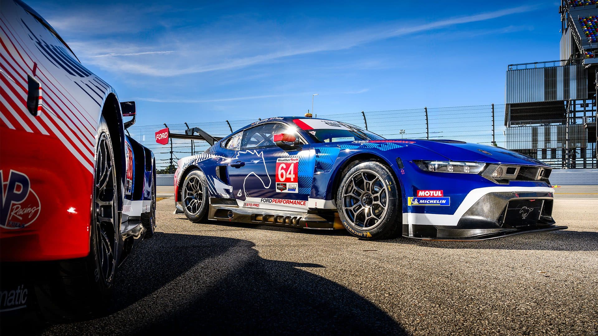 Live Tracker Racing Multis Multimatic | Competition Vehicles